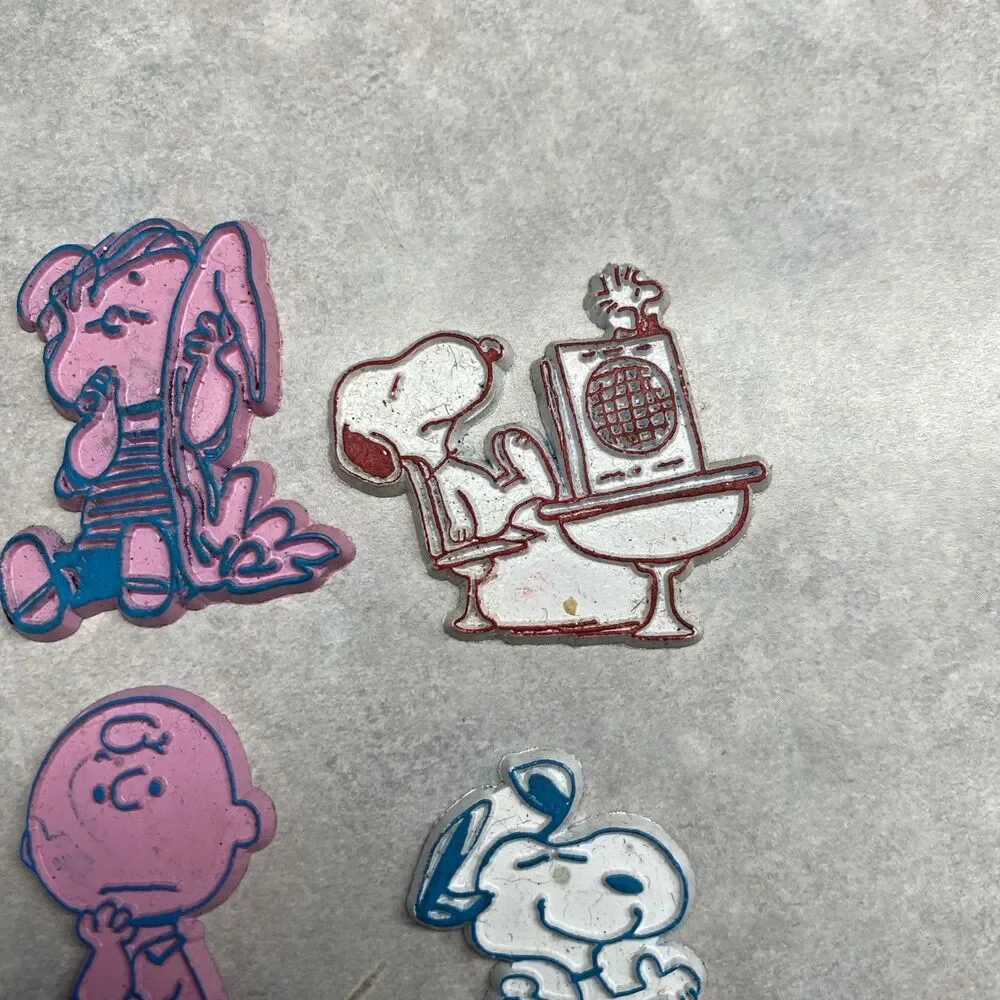 Vintage Peanuts Refrigerator Magnets Snoopy Charlie Brown Lucy 1950-1960's Set 6